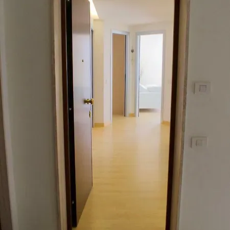 Apartment App4rent Augustus Sea View - Family House - Wifi&parking - 3 *